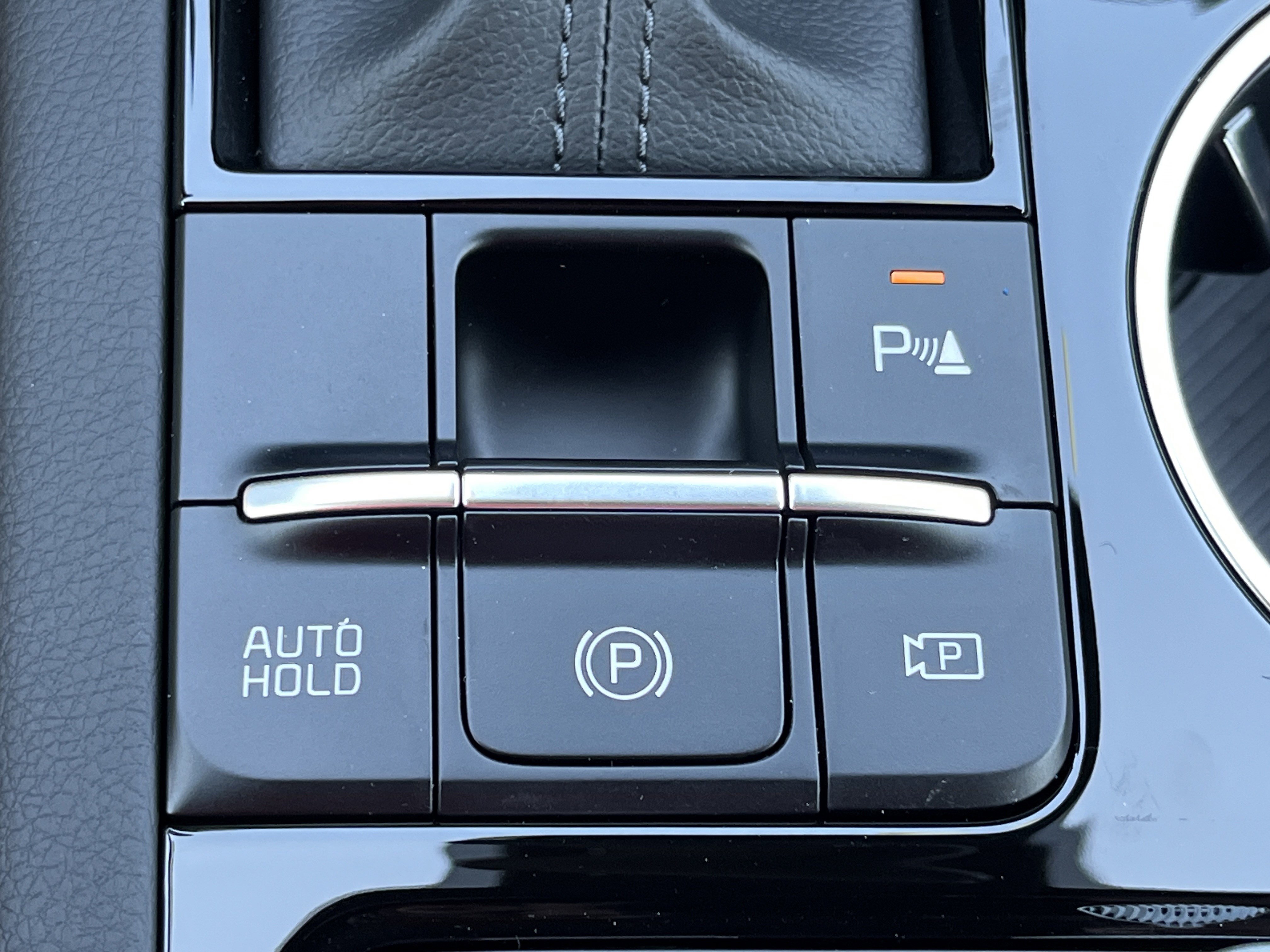 2026 Kia K5 GT-Line photo 4