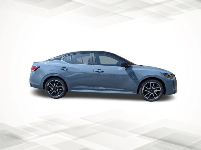 2025 Nissan Sentra SR photo 3