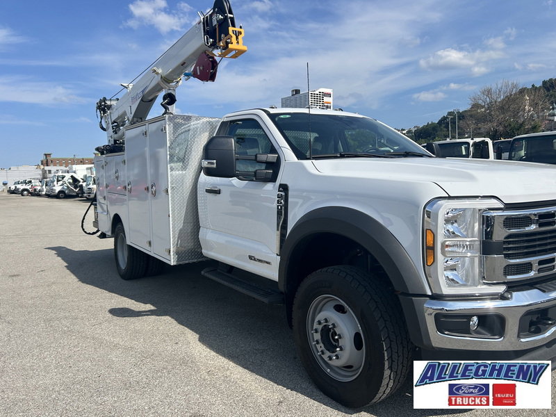 2024 Ford F-600 photo 4