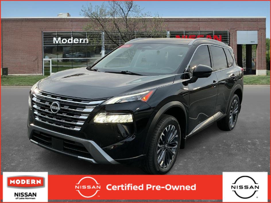 2025 Nissan Rogue SL's photo