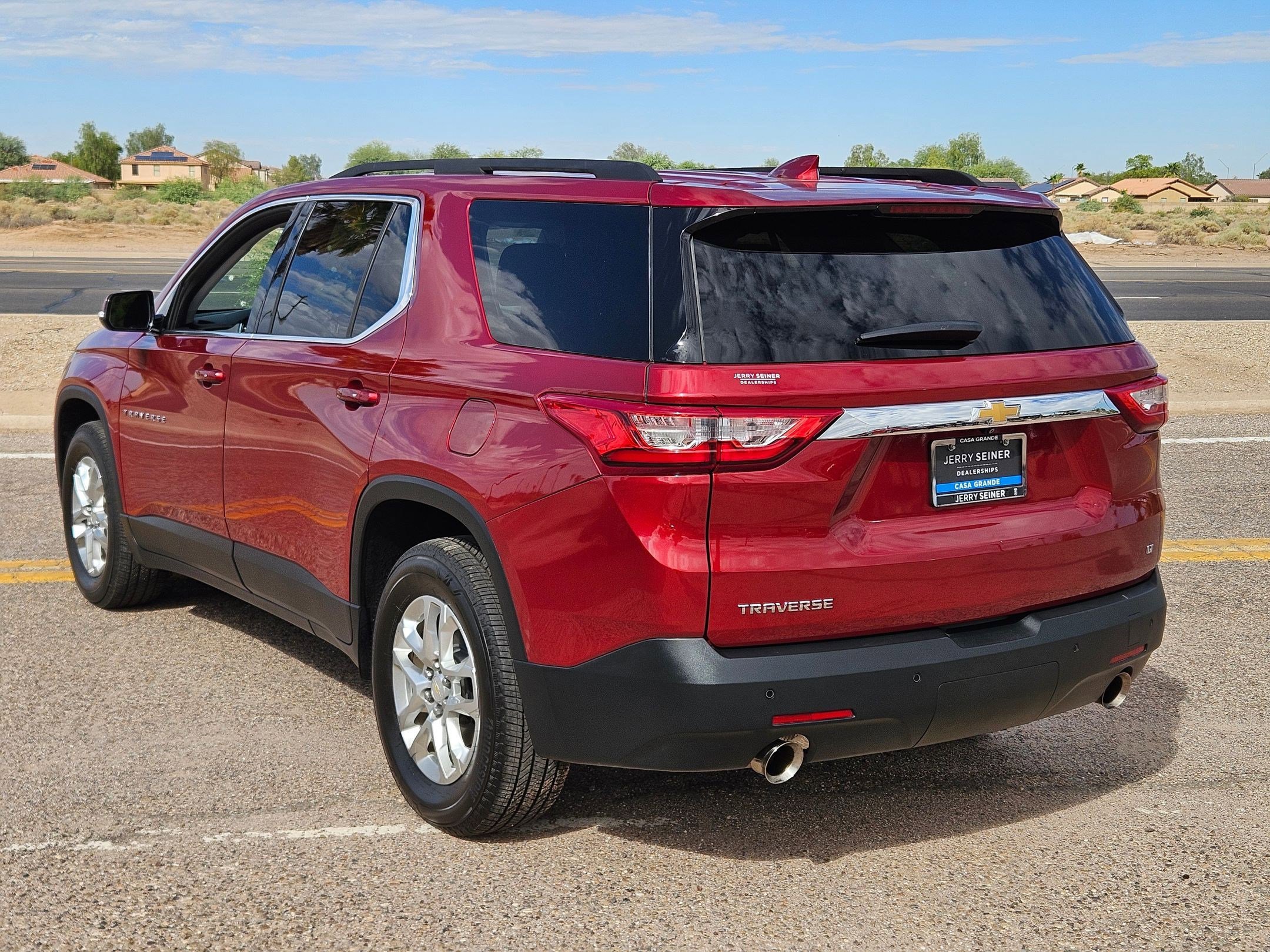 2020 Chevrolet Traverse photo 3