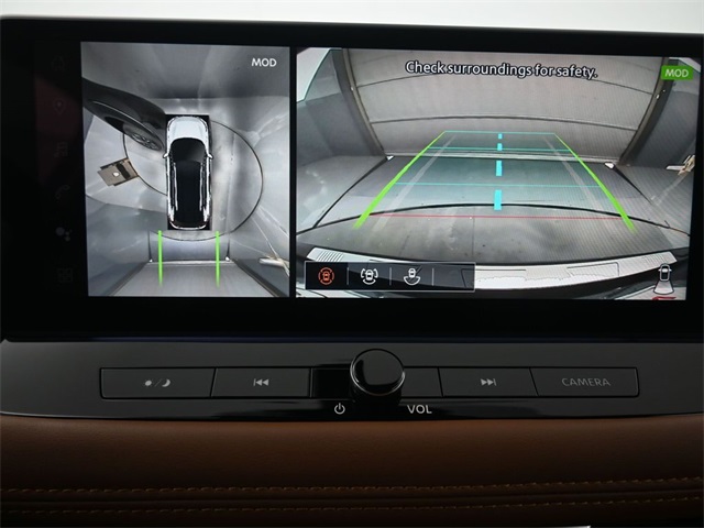 2026 Nissan Rogue Platinum photo 3