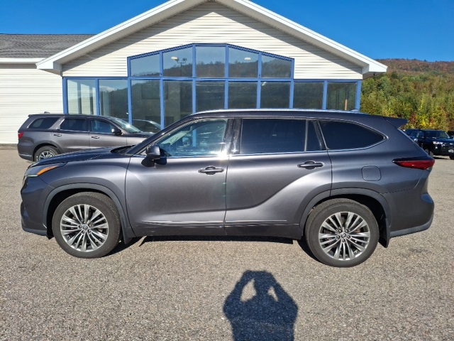 2020 Toyota Highlander Platinum photo 6