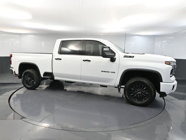 2024 Chevrolet Silverado 2500HD LTZ Sport photo 3