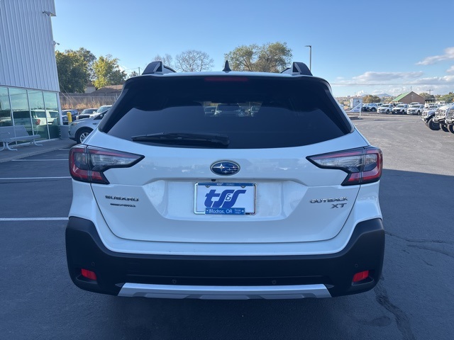 2023 Subaru Outback Limited XT photo 4