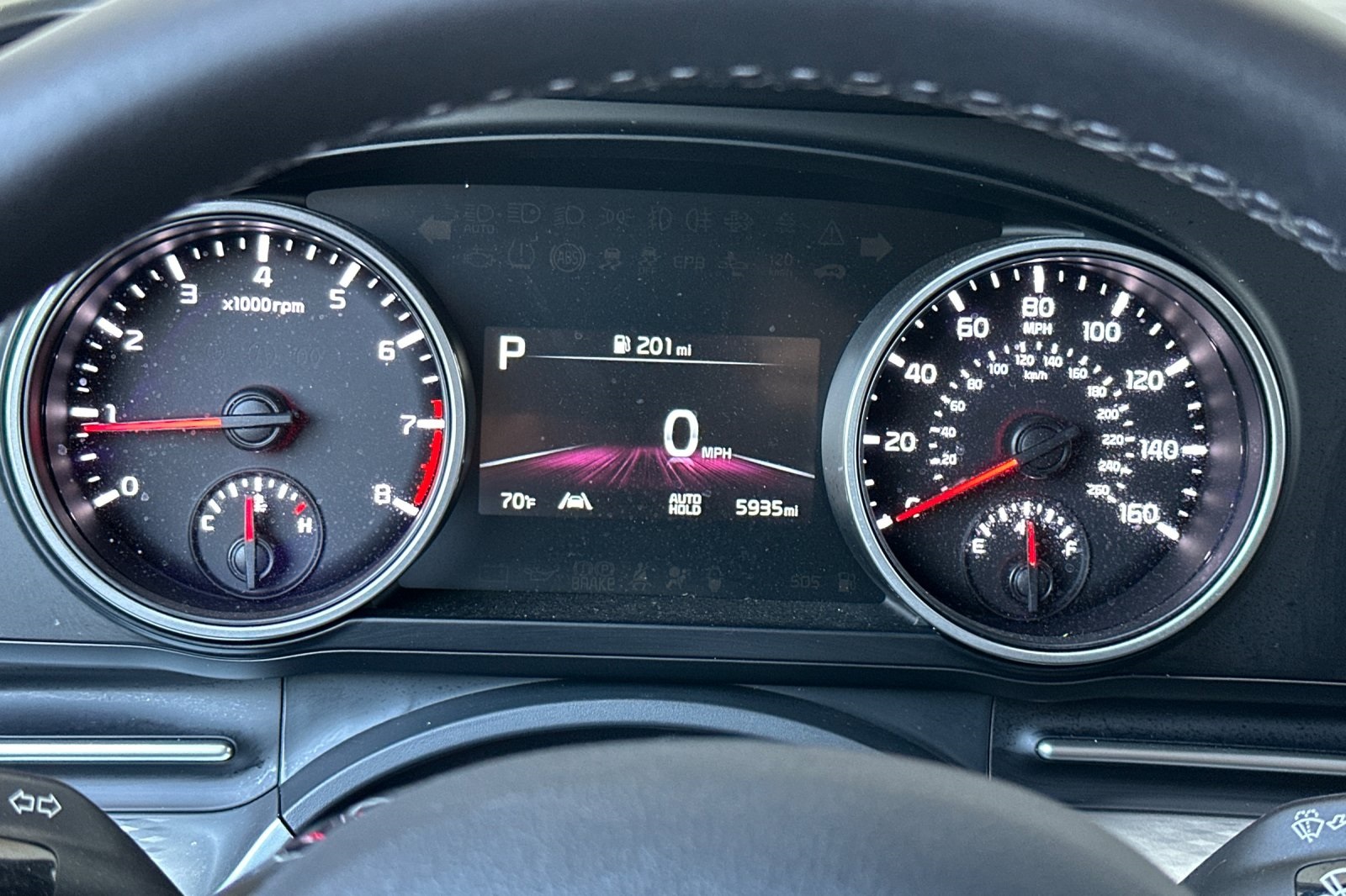 2024 Kia Carnival LX photo 27