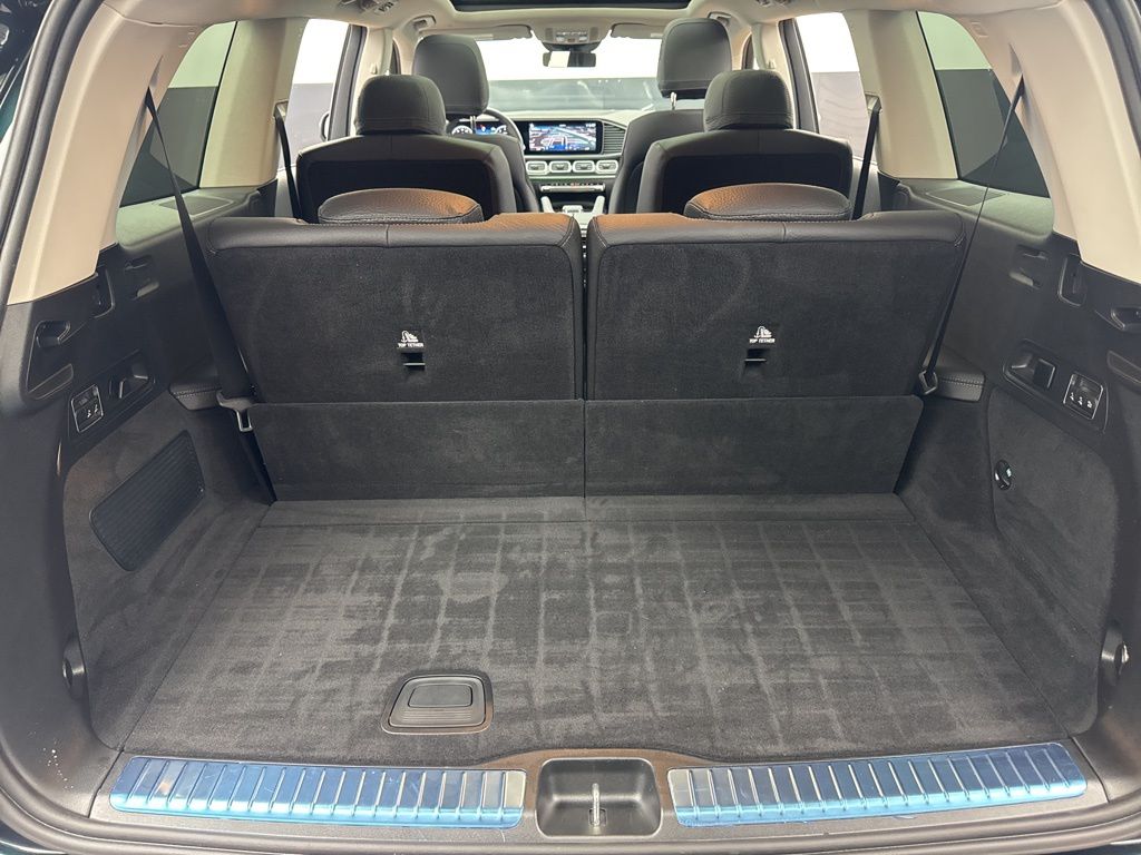 2025 Mercedes Benz GLS 450 4MATIC photo 37