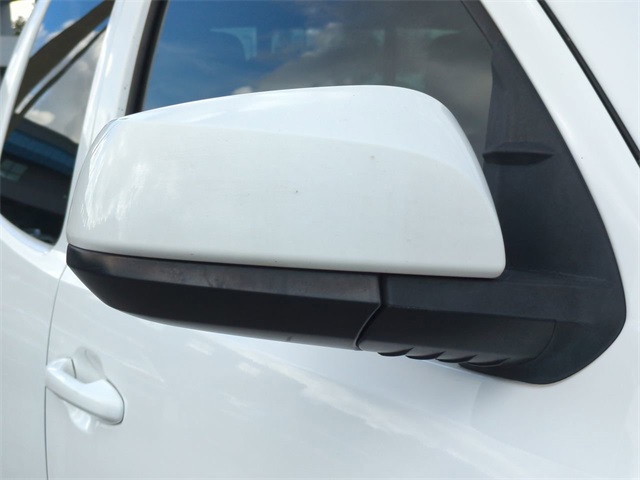 2019 Toyota Tacoma SR photo 11
