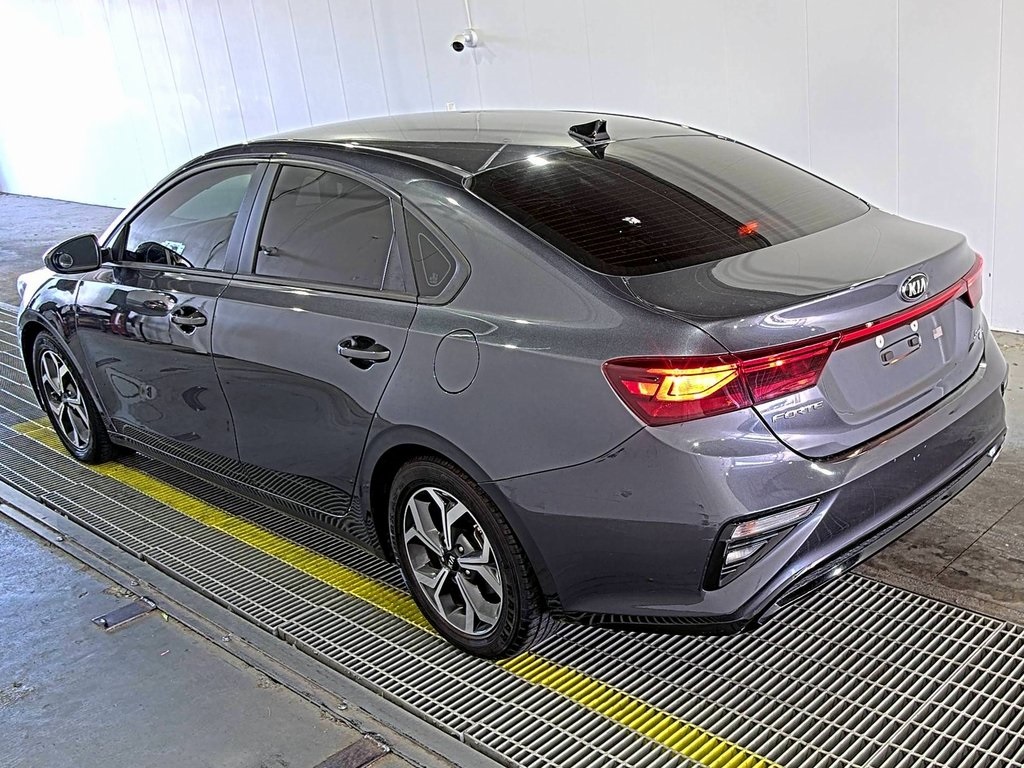2021 Kia Forte LXS photo 3
