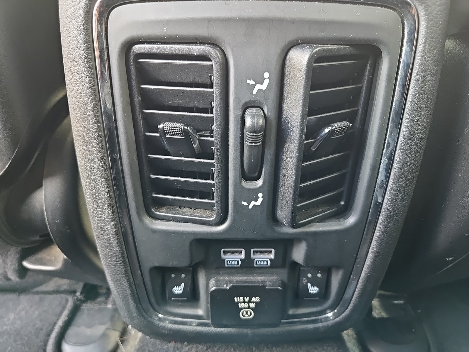 2014 Jeep Grand Cherokee Overland photo 14