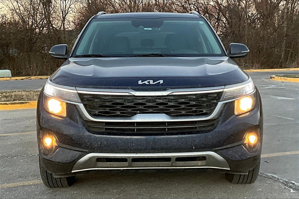 Used 2022 Kia Seltos EX with VIN KNDERCAA0N7280697 for sale in Kansas City