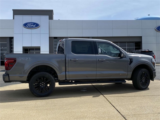 2025 Ford F-150 Lariat photo 2