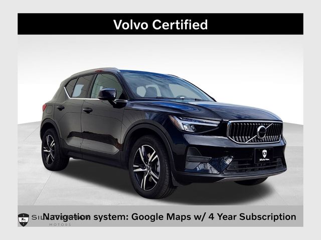 2025 Volvo XC40 Core's photo