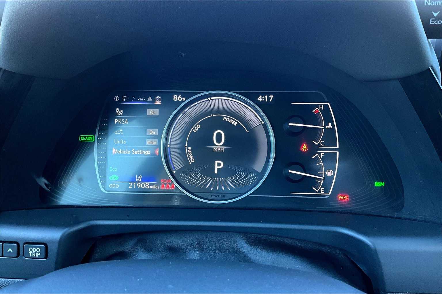 2023 Lexus ES 300h photo 21