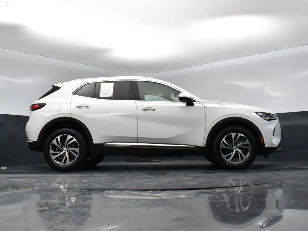 2023 Buick Envision Essence photo 32