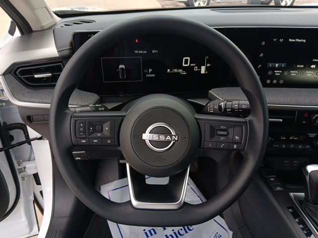 2026 Nissan Kicks SV photo 8