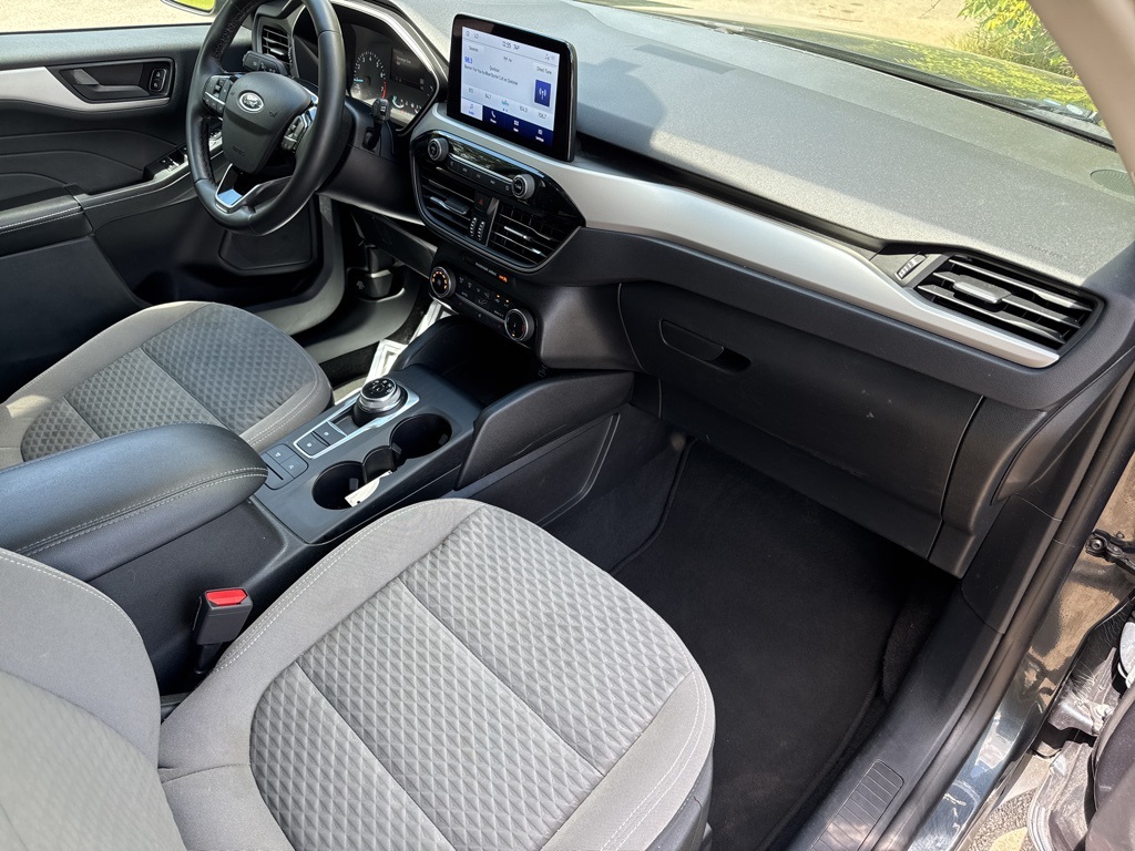 2022 Ford Escape SE photo 14