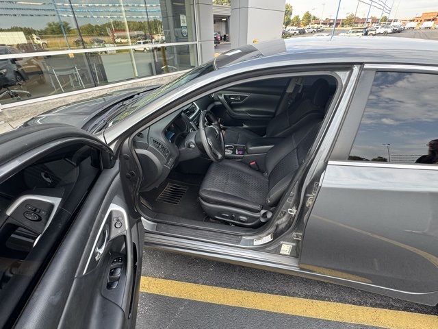 2018 Nissan Altima 2.5 SV photo 12
