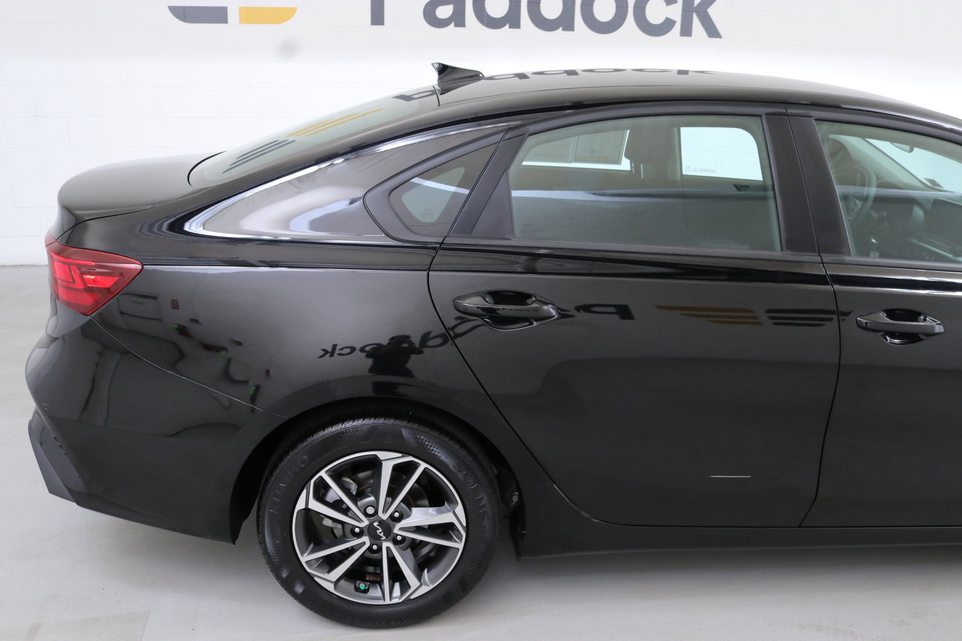 2023 Kia Forte LXS photo 9