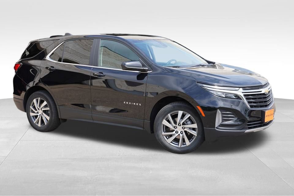 2023 Chevrolet Equinox LT photo 2