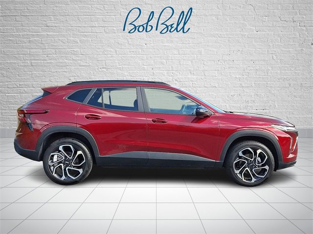 2025 Chevrolet Trax photo 7