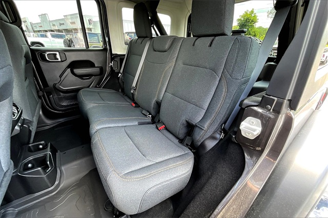2025 Jeep Wrangler Willys photo 10