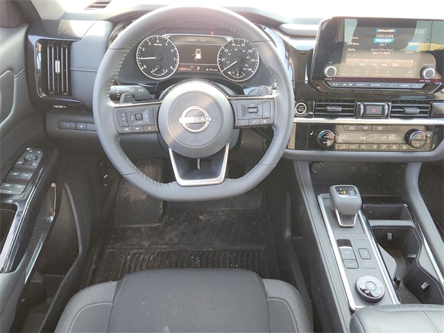 2022 Nissan Pathfinder SV photo 13