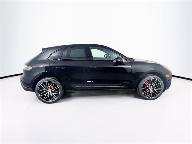 2025 Porsche Macan S photo 8