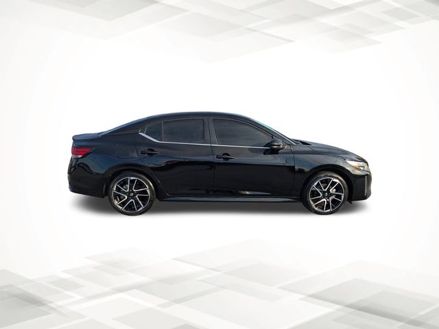 2025 Nissan Sentra SR photo 3