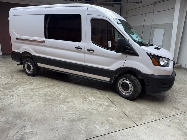 2025 Ford Transit Cargo Van photo 4