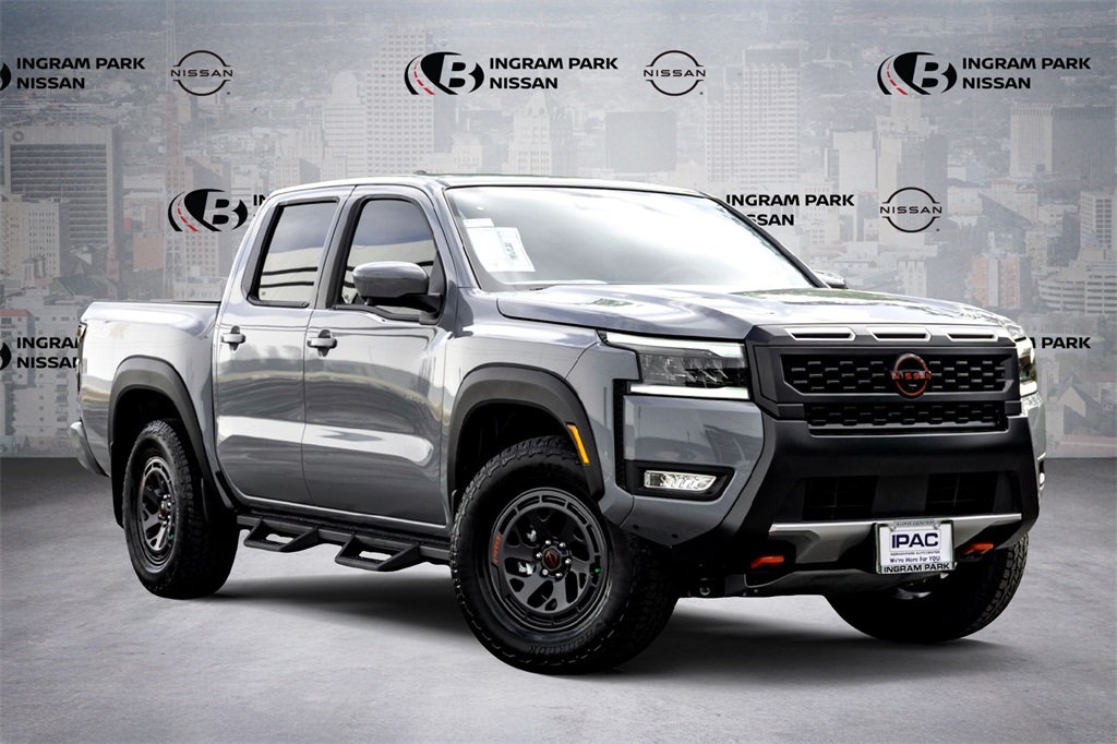 2026 Nissan Frontier PRO-4X's photo