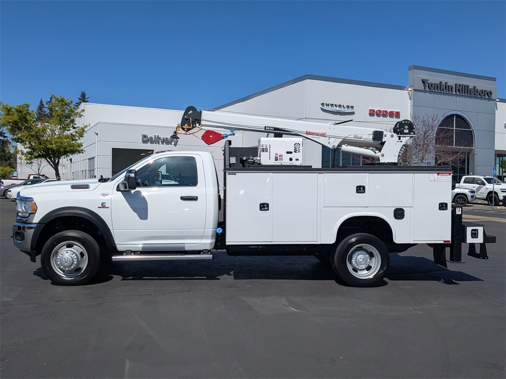 2024 Ram 5500 Tradesman photo 2