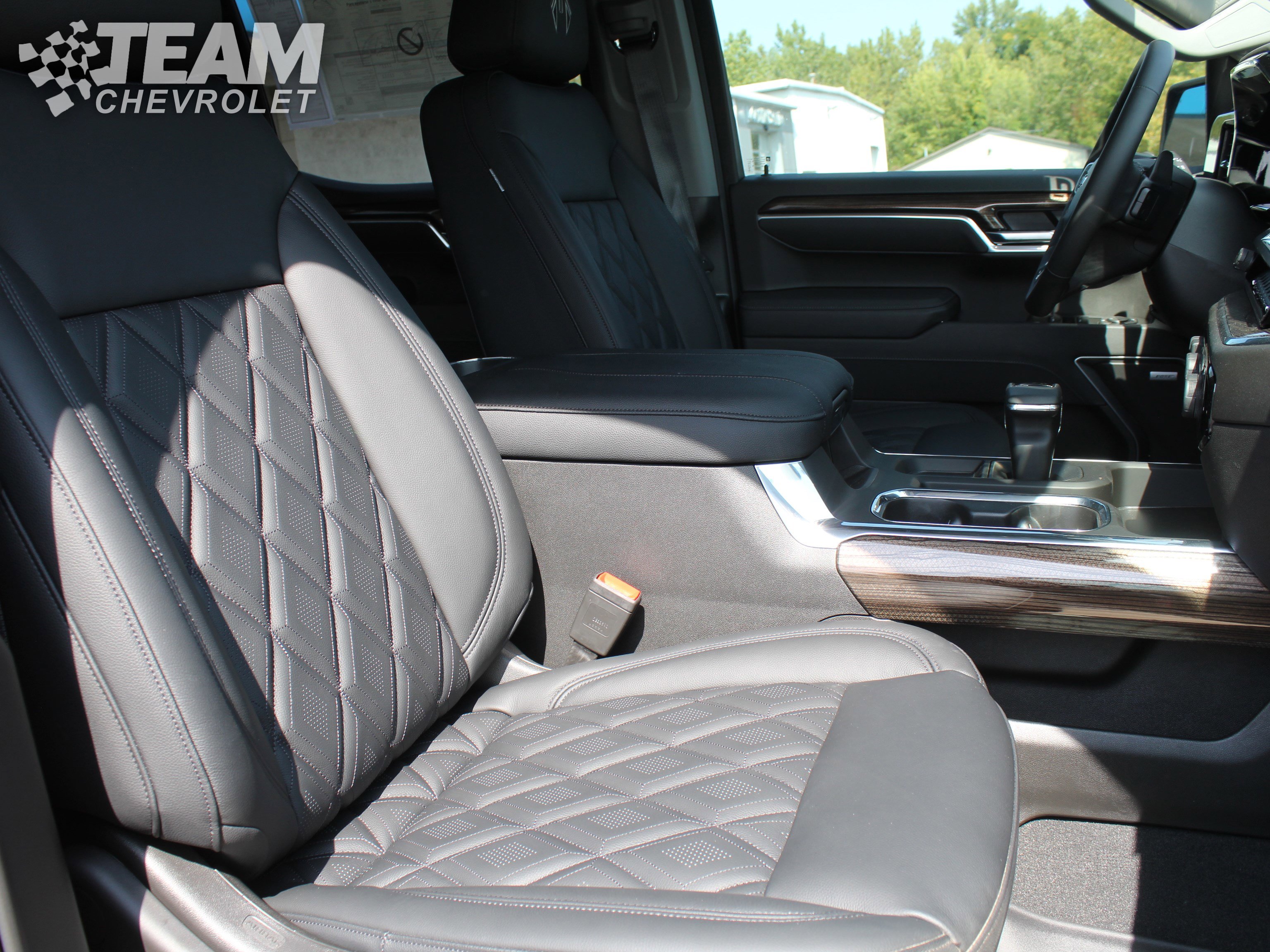 2025 Chevrolet Silverado 1500 RST photo 18
