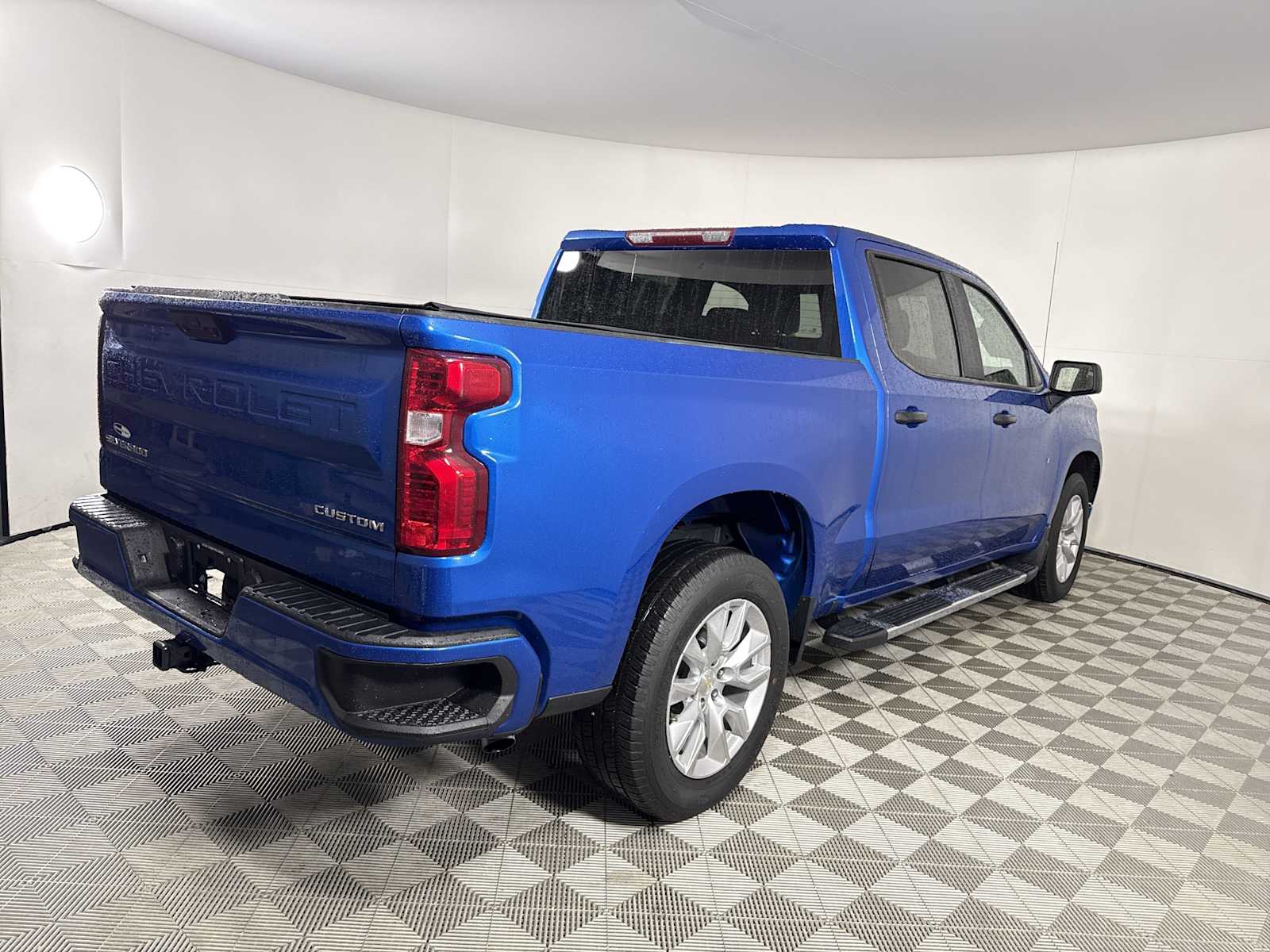 2022 Chevrolet Silverado 1500 Custom photo 6