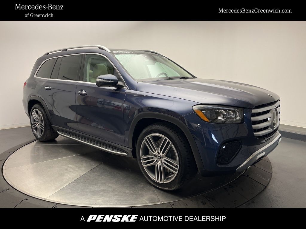 2026 Mercedes-Benz GLS Base's photo