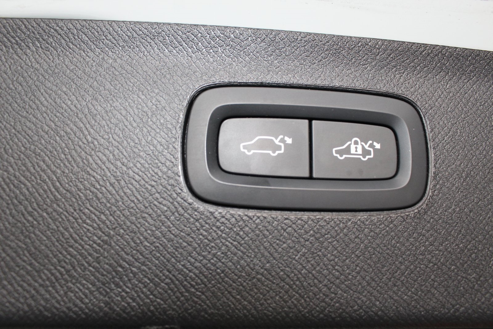 2021 Volvo XC90 Recharge T8 Inscription Expression photo 25