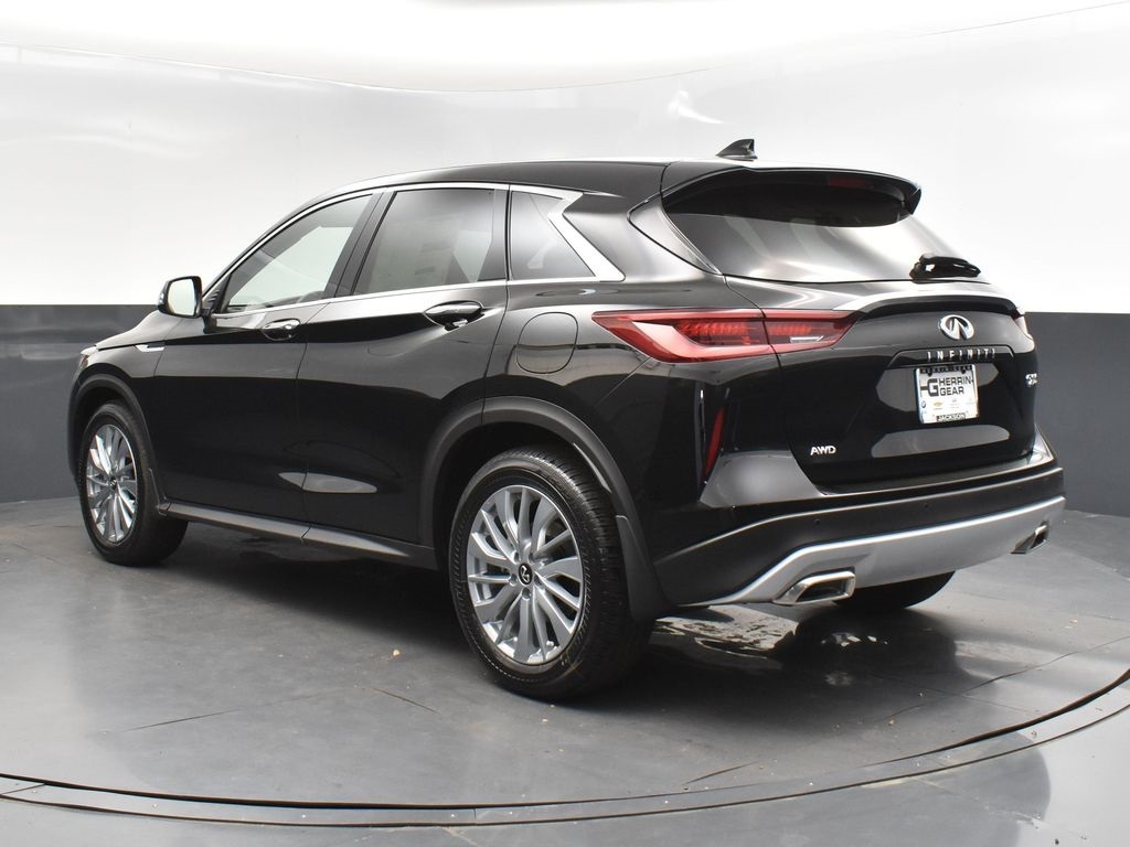 2025 Infiniti QX50 PURE AWD photo 5