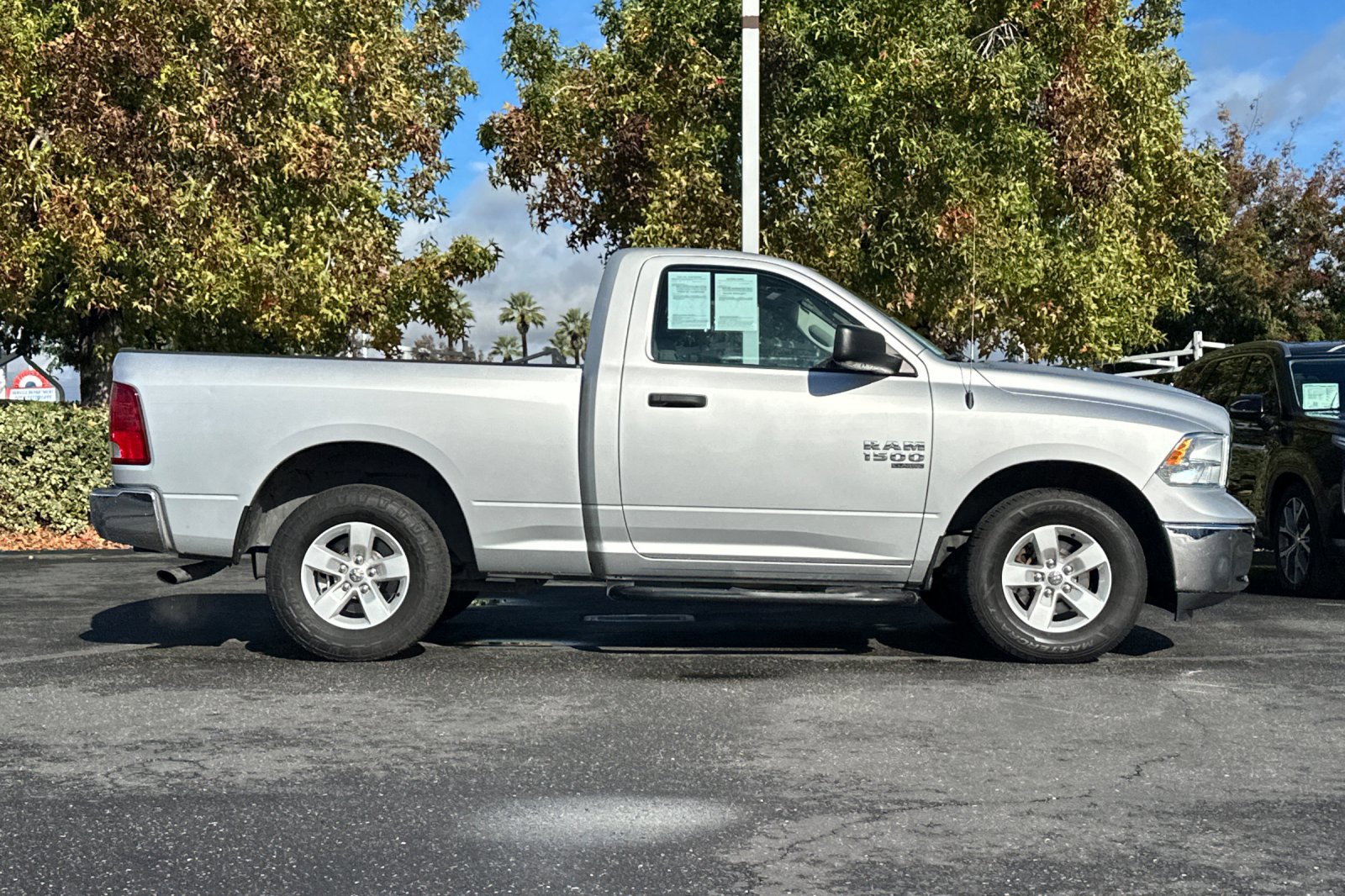 2019 Ram 1500 Classic Tradesman photo 3
