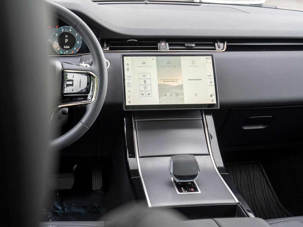 2026 Land Rover Range Rover Evoque S photo 19