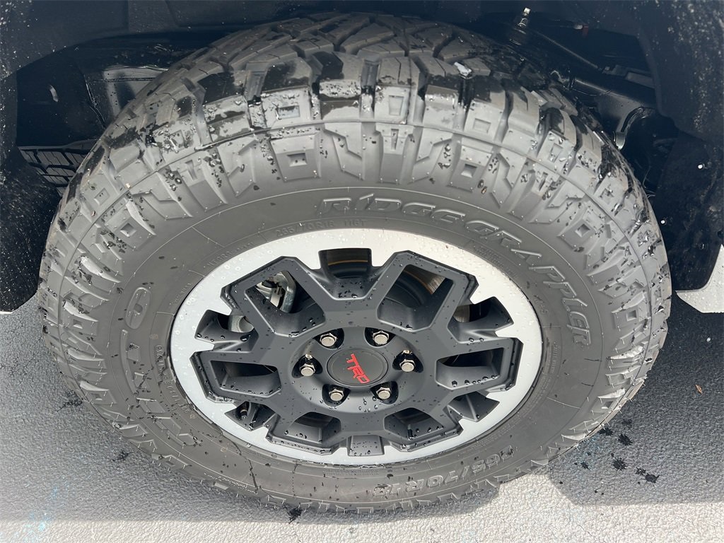 2025 Toyota 4Runner photo 17