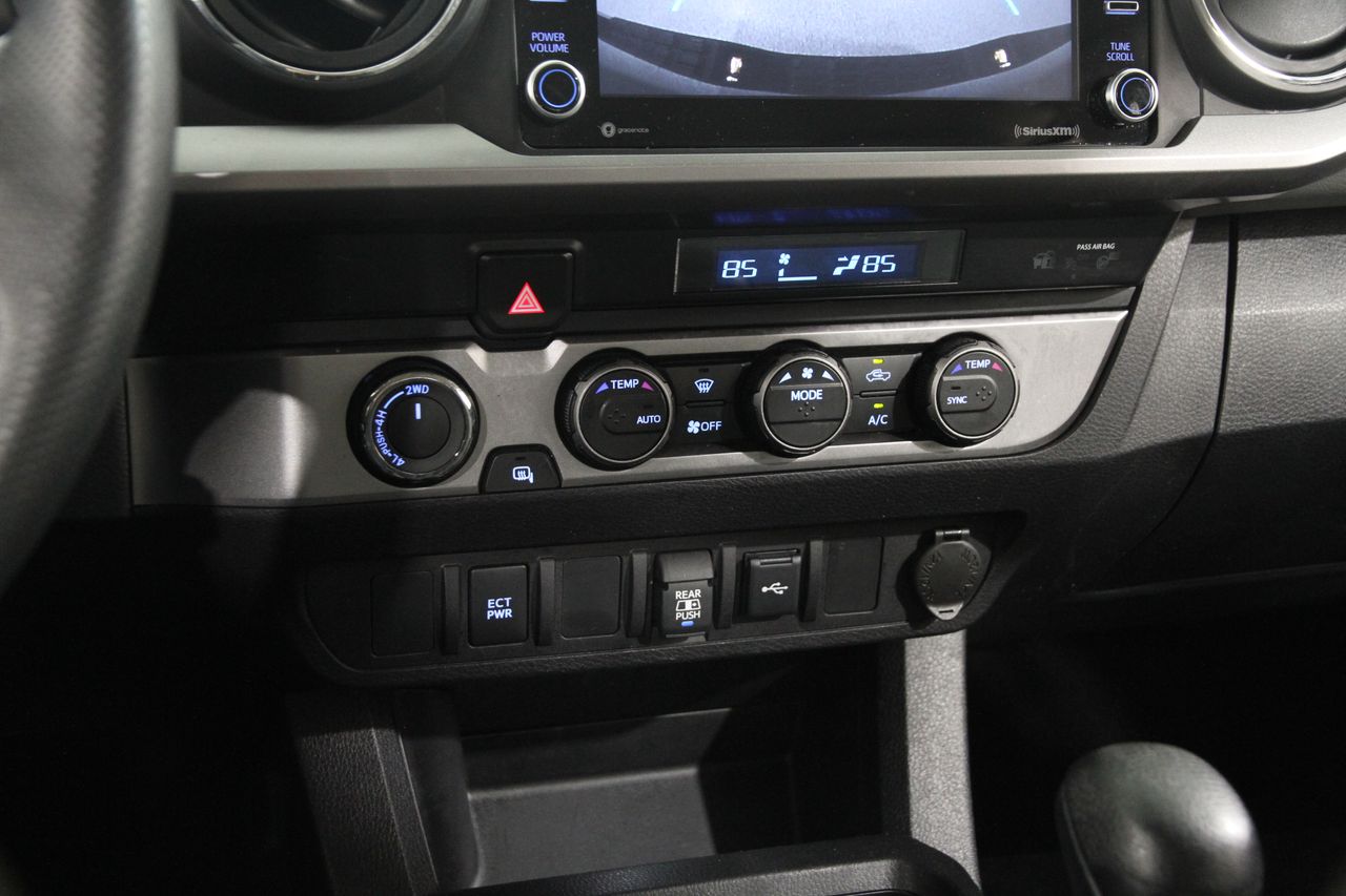 2022 Toyota Tacoma SR5 photo 12