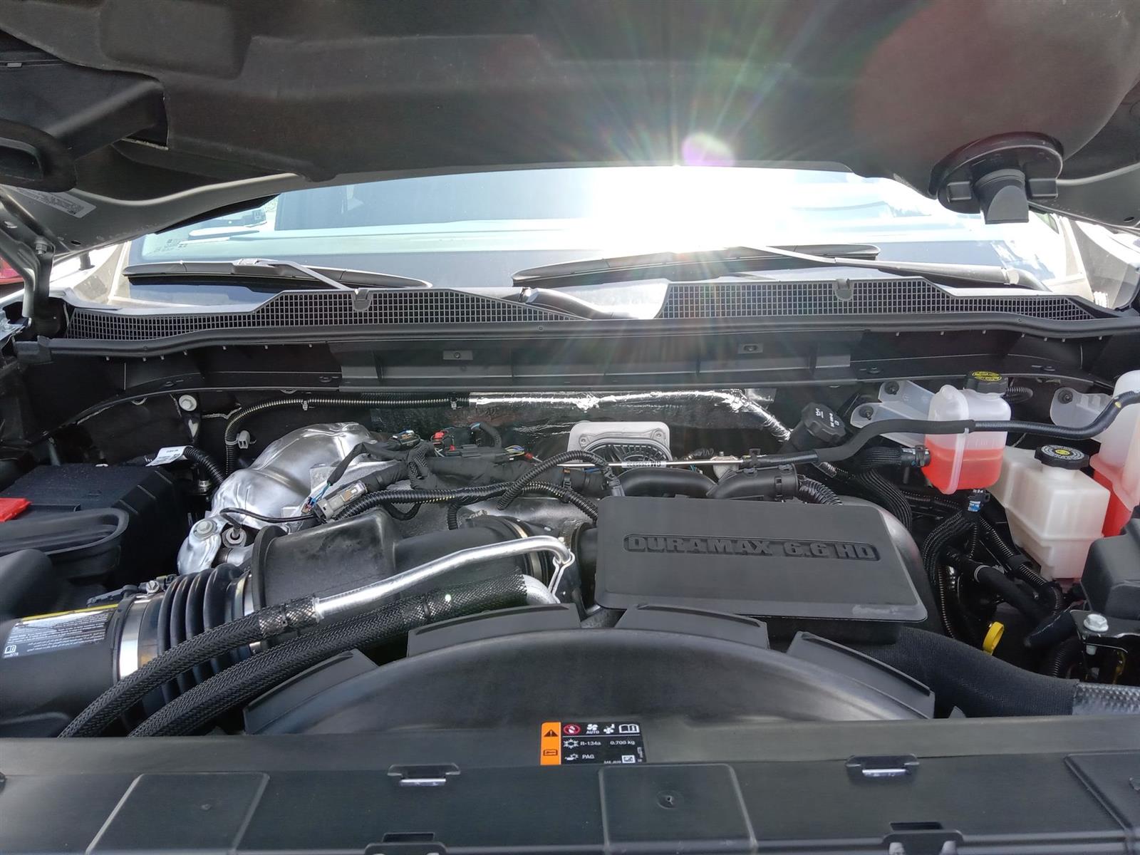 2025 Chevrolet Silverado 2500HD High Country photo 27