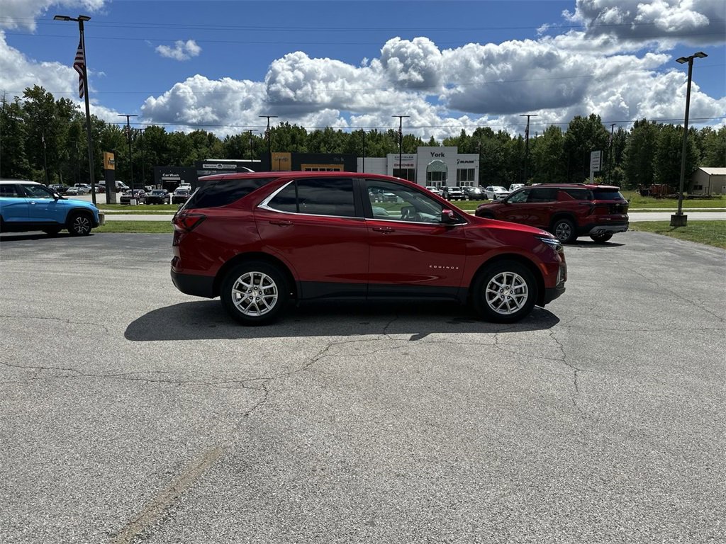 2023 Chevrolet Equinox LT photo 17
