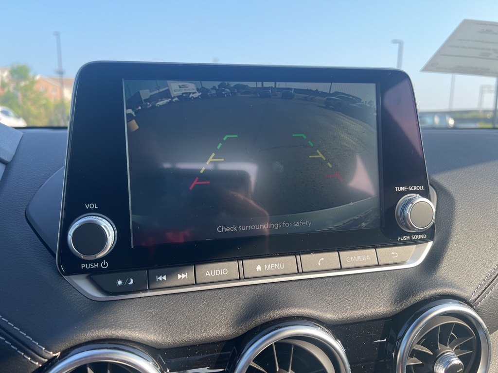 2025 Nissan Sentra SV photo 18