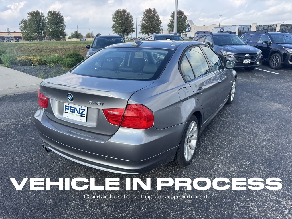 2011 Bmw 328i xDrive SULEV photo 2