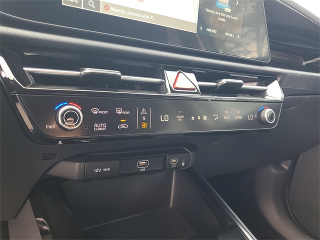 2025 Kia Niro Plug-In Hybrid EX photo 18