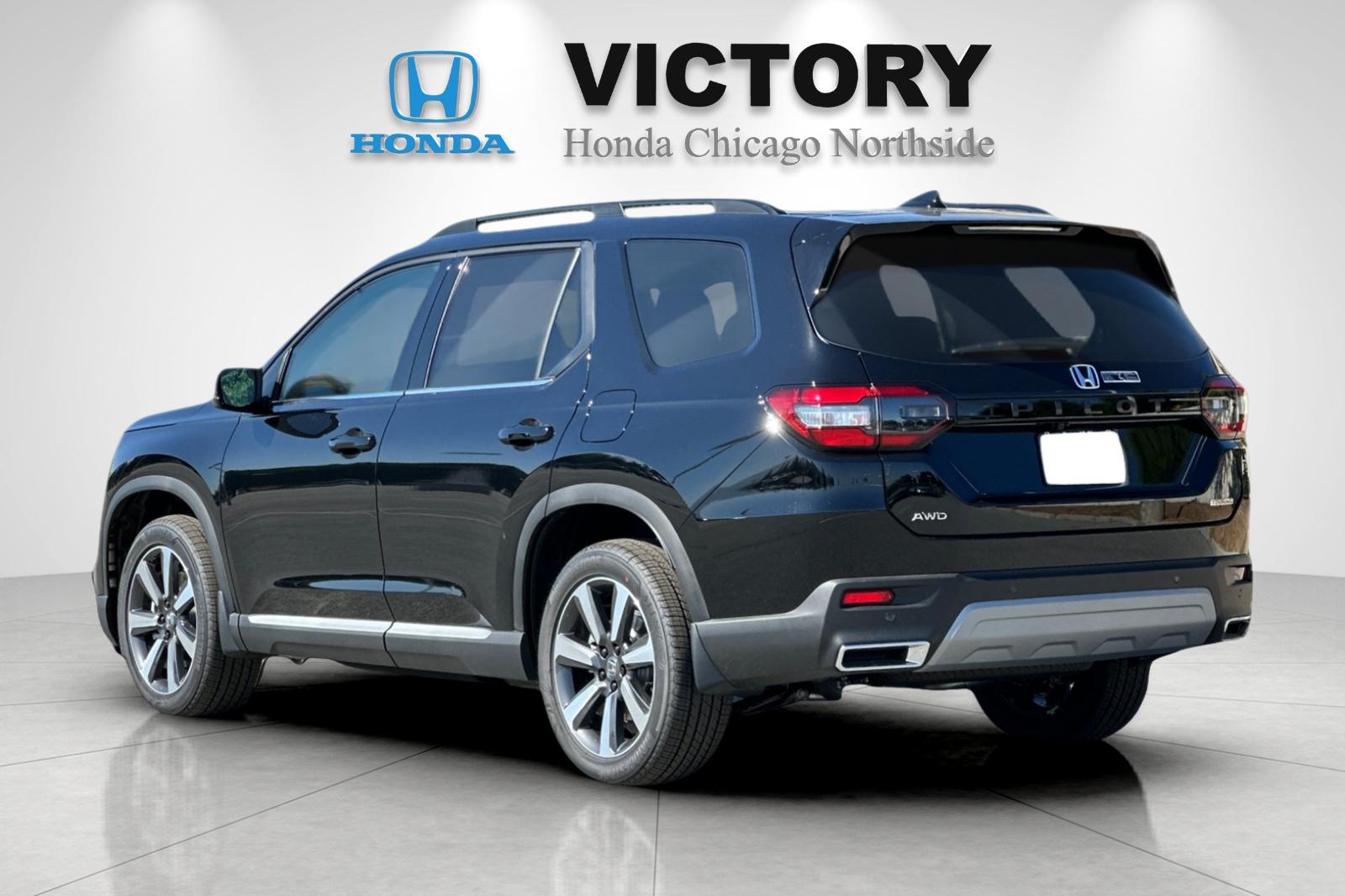 2025 Honda Pilot Touring photo 3