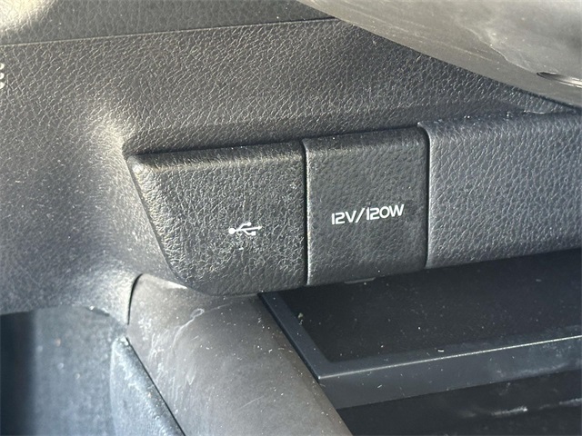 2023 Toyota Camry SE photo 22