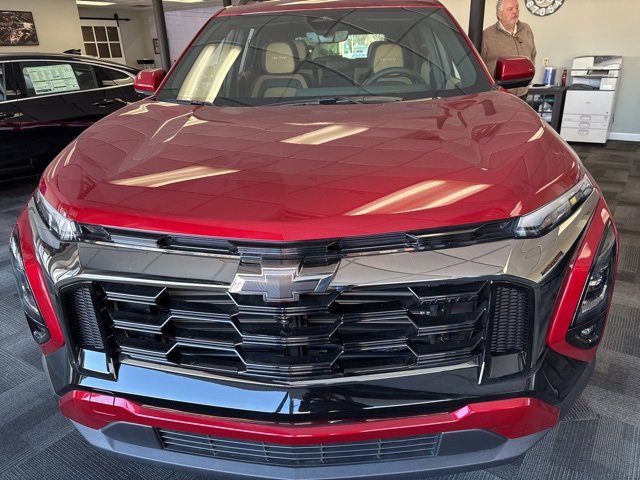 2025 Chevrolet Equinox ACTIV photo 2