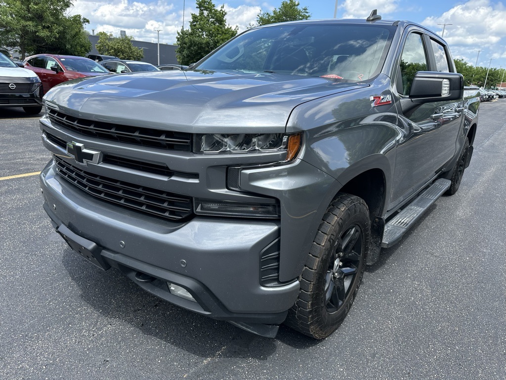 2019 Chevrolet Silverado 1500 RST photo 2